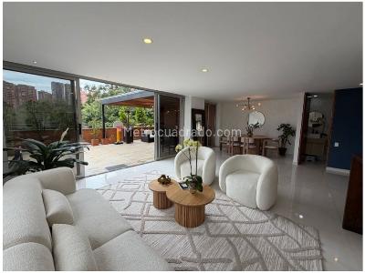 Apartamento de 3 alcobas en venta en El Poblado El Tesoro, Medellín, 210 m² · foto 9 de 20