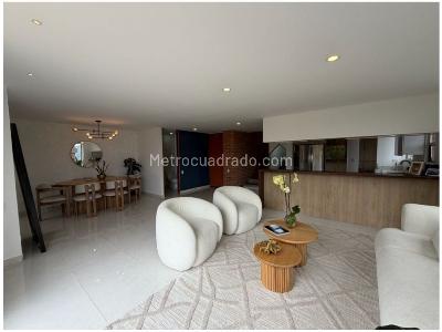 Apartamento de 3 alcobas en venta en El Poblado El Tesoro, Medellín, 210 m² · foto 11 de 20