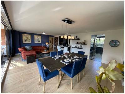Apartamento de 3 alcobas en venta en Poblado Los Balsos, Medellín, 175 m² · foto 3 de 20