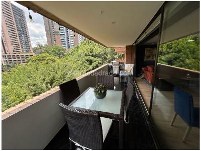 Apartamento de 3 alcobas en venta en Poblado Los Balsos, Medellín, 175 m² · foto 10 de 20