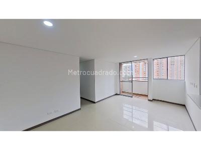 Apartamento de 3 alcobas en venta en Ditaires, Itagüí, 69 m² · foto 2 de 20