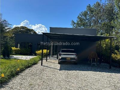 Casa de 2 alcobas en venta en La Macarena, Rionegro · foto 3 de 20