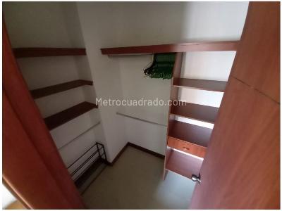 Apartamento en venta en El Portal, Envigado · foto 7 de 9