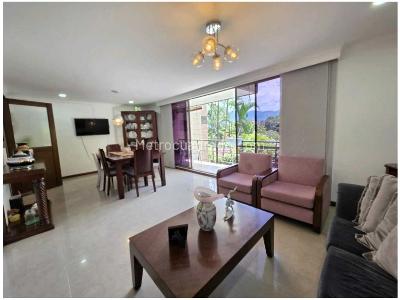 Casa de 4 alcobas en venta en Loma Benedictinos, Envigado, 234 m² · foto 5 de 20