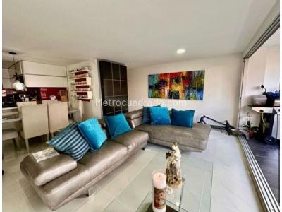 Apartamento de 3 alcobas en venta en Castropol, Medellín, 117 m² · foto 5 de 20