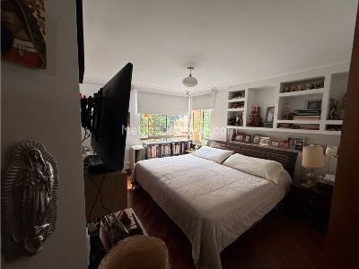 Apartamento de 3 alcobas en venta en El Poblado El Tesoro, Medellín, 165 m² · foto 12 de 19