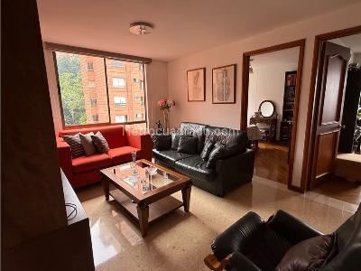 Apartamento de 3 alcobas en venta en El Tesoro, Medellín, 139 m² · foto 10 de 15