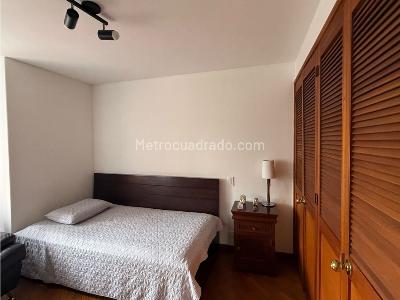 Apartamento de 3 alcobas en venta en El Tesoro, Medellín, 139 m² · foto 11 de 15