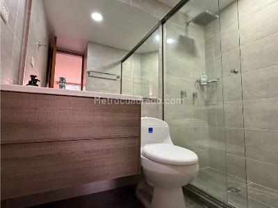 Apartamento de 3 alcobas en venta en El Tesoro, Medellín, 139 m² · foto 15 de 15