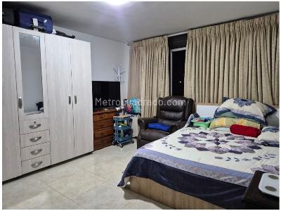 Apartamento de 3 alcobas en venta en Conquistadores, Medellín, 122 m² · foto 6 de 10