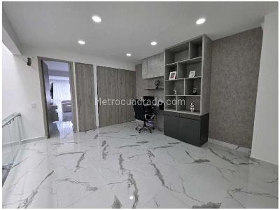 Casa de 3 alcobas en venta en San Lucas, Envigado, 280 m² · foto 9 de 20