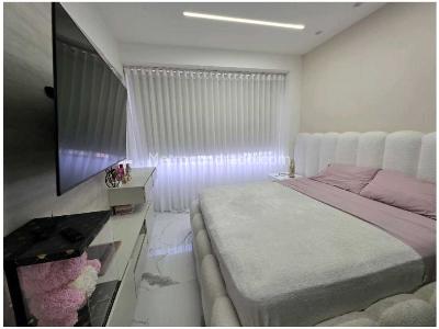 Casa de 3 alcobas en venta en San Lucas, Envigado, 280 m² · foto 10 de 20
