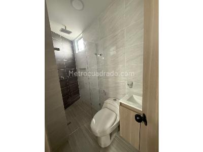 Apartaestudio en venta en Sector Bombay, Sabaneta, 27 m² · foto 5 de 5