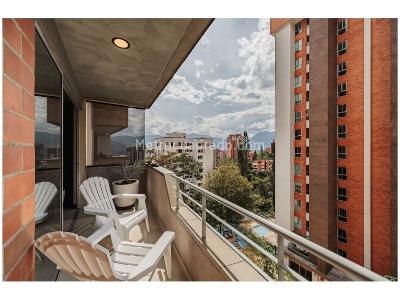 Apartamento de 3 alcobas en venta en Castropol, Medellín, 123 m² · foto 5 de 20