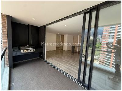 Apartamento en venta en Altos Del Poblado, Medellín · foto 3 de 20