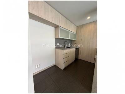 Apartamento en venta en Altos Del Poblado, Medellín · foto 8 de 20