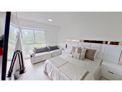 Apartamento de 3 alcobas en venta en Tres Esquinas, Sabaneta, 83 m² · foto 13 de 20
