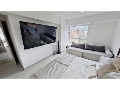 Apartamento de 3 alcobas en venta en Tres Esquinas, Sabaneta, 83 m² · foto 16 de 20