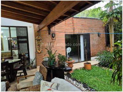 Casa de 4 alcobas en venta en Poblado San Lucas, Medellín, 319 m² · foto 4 de 20