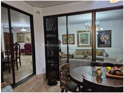 Casa de 4 alcobas en venta en Poblado San Lucas, Medellín, 319 m² · foto 13 de 20