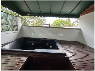 Apartamento de 3 alcobas en venta en Transversal Inferior, Medellín, 196 m² · foto 15 de 18
