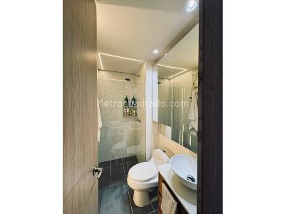 Apartamento de 4 alcobas en venta en Loma De San Jose, Sabaneta, 136 m² · foto 12 de 14