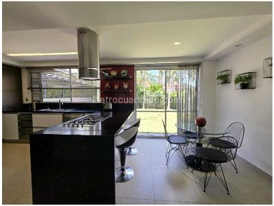 Casa de 3 alcobas en venta en Loma Benedictinos, Envigado, 320 m² · foto 19 de 20