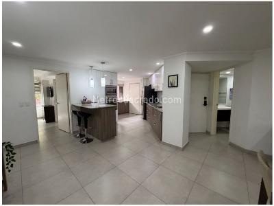 Apartamento de 2 alcobas en venta en El Poblado Provenza, Medellín, 103 m² · foto 7 de 20