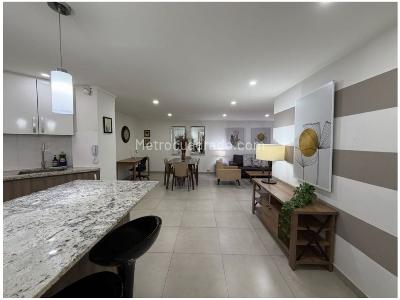 Apartamento de 2 alcobas en venta en El Poblado Provenza, Medellín, 103 m² · foto 9 de 20