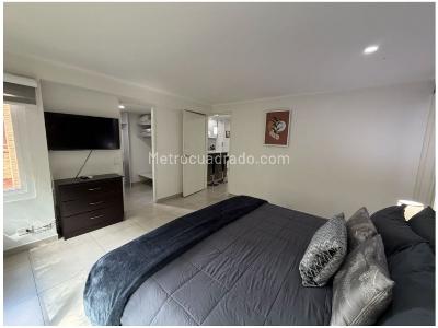 Apartamento de 2 alcobas en venta en El Poblado Provenza, Medellín, 103 m² · foto 18 de 20