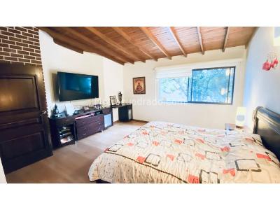 Casa de 4 alcobas en venta en Poblado La Visitacion, Medellín, 158 m² · foto 9 de 11
