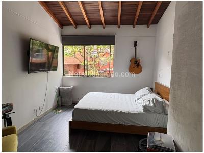Casa de 3 alcobas en venta en Loma Del Chocho, Envigado, 184 m² · foto 11 de 14