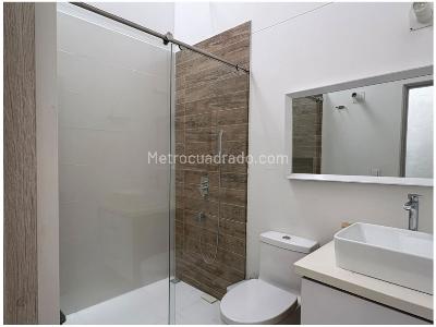 Casa de 3 alcobas en venta en Loma Del Chocho, Envigado, 184 m² · foto 12 de 14