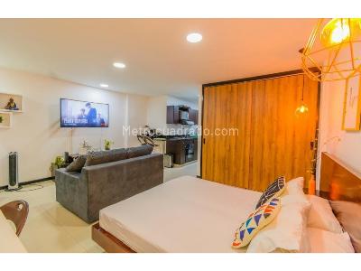 Apartaestudio en venta en El Poblado Las Lomas, Medellín, 45 m² · foto 2 de 6