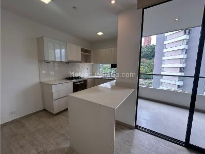 Apartamento de 2 alcobas en venta en Castropol, Medellín, 94 m² · foto 2 de 20