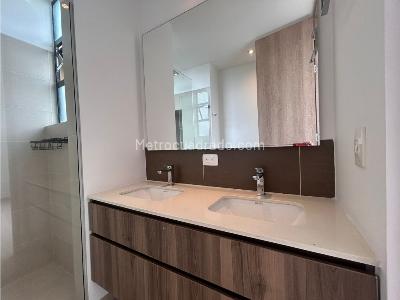 Apartamento de 2 alcobas en venta en Castropol, Medellín, 94 m² · foto 17 de 20