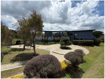 Casa de 5 alcobas en venta en Poblado Palmas, Medellín, 526 m² · foto 4 de 20