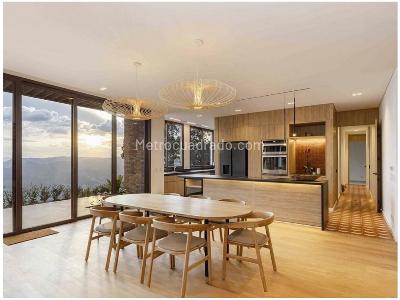 Casa de 5 alcobas en venta en Poblado Palmas, Medellín, 832 m² · foto 6 de 20