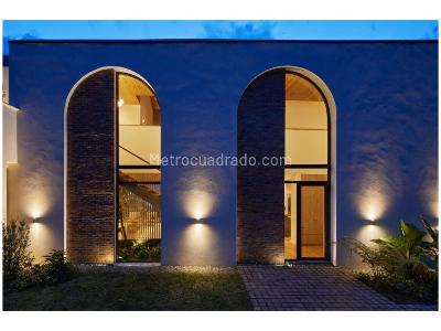 Casa de 5 alcobas en venta en Poblado Palmas, Medellín, 832 m² · foto 11 de 20