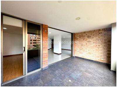 Apartamento de 3 alcobas en venta en Poblado Sector Campestre, Medellín, 170 m² · foto 8 de 20