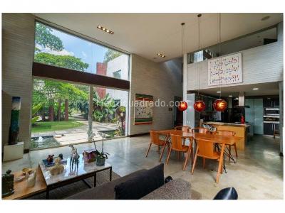 Casa de 4 alcobas en venta en Poblado Sector Las Palmas, Medellín, 940 m² · foto 9 de 20