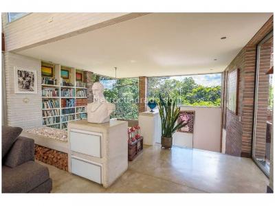 Casa de 4 alcobas en venta en Poblado Sector Las Palmas, Medellín, 940 m² · foto 17 de 20
