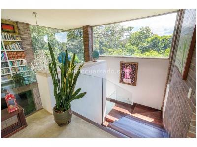 Casa de 4 alcobas en venta en Poblado Sector Las Palmas, Medellín, 940 m² · foto 18 de 20