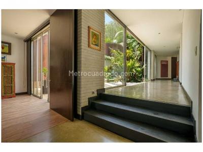 Casa de 4 alcobas en venta en Poblado Sector Las Palmas, Medellín, 940 m² · foto 19 de 20