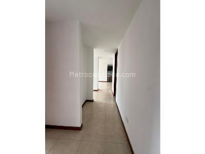 Apartamento en venta en Castropol, Medellín · foto 5 de 9