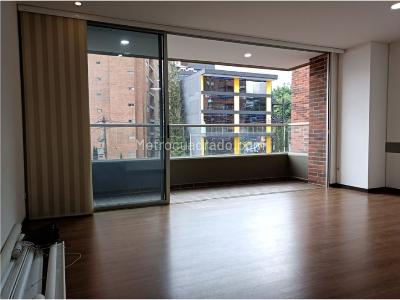 Apartamento en venta en Loma Del Esmeraldal, Envigado · foto 7 de 19