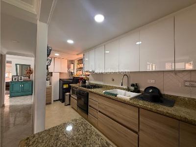 Apartamento de 3 alcobas en venta en Bosques De Zuñiga, Envigado, 110 m² · foto 6 de 19