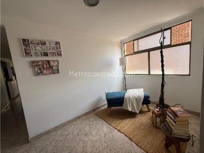 Apartamento de 3 alcobas en venta en Bosques De Zuñiga, Envigado, 110 m² · foto 18 de 19