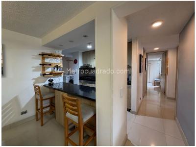 Apartamento en venta en Loma De Los Bernal, Medellín · foto 3 de 20