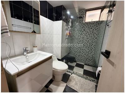 Apartamento en venta en Loma De Los Bernal, Medellín · foto 19 de 20